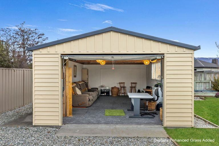Photo of property in 79 Larch Crescent, Alexandra, 9320