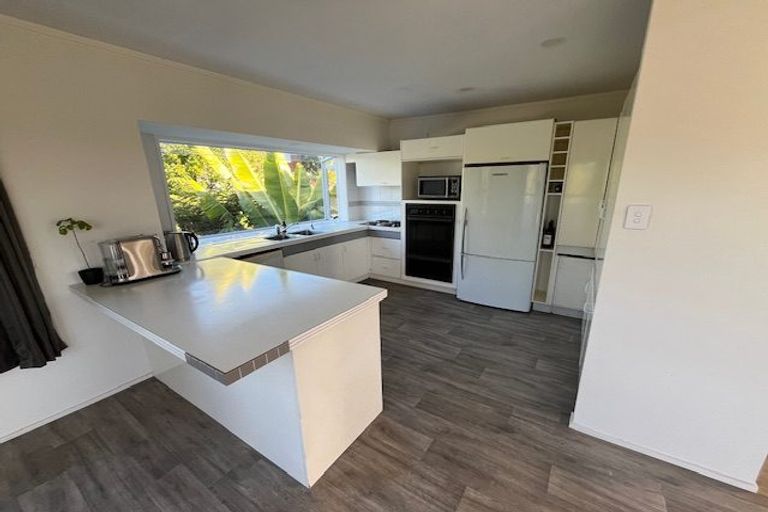 Photo of property in 15 Hague Place, Birkenhead, Auckland, 0626