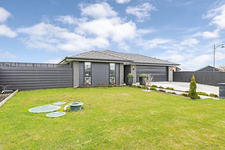 Photo of property in 9 Cedric Place, Darfield, 7510