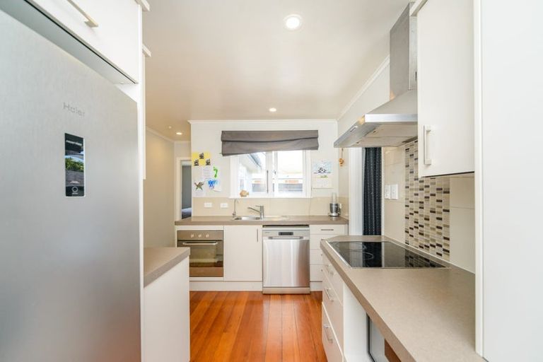 Photo of property in 921 Upper Main Street, Roslyn, Palmerston North, 4414