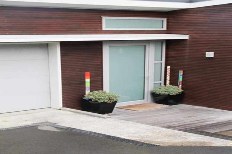 Photo of property in 24c Mandalay Terrace, Khandallah, Wellington, 6035