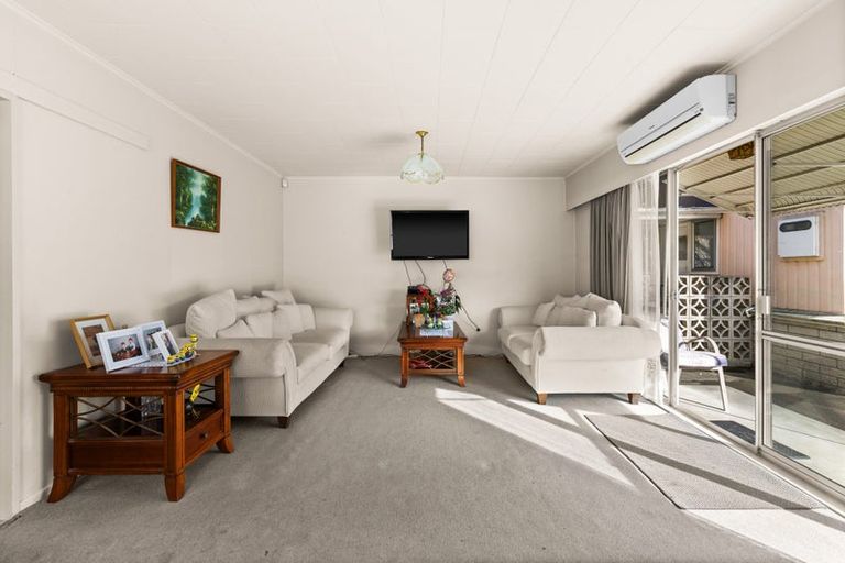 Photo of property in 228 Kennedy Road, Onekawa, Napier, 4110