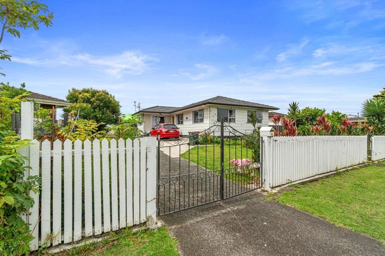 Photo of property in 16 Ashmore Place, Favona, Auckland, 2024