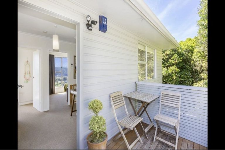 Photo of property in 4f Banksia Grove, Maungaraki, Lower Hutt, 5010