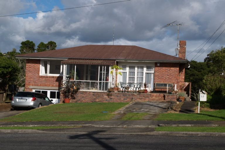 Photo of property in 57 Churchill Road, Cockle Bay, Auckland, 2014