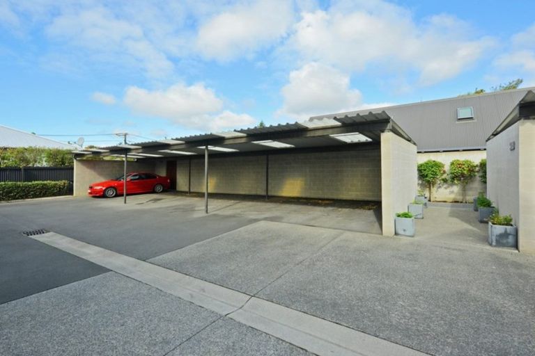 Photo of property in 9/20 North Avon Road, Richmond, Christchurch, 8013