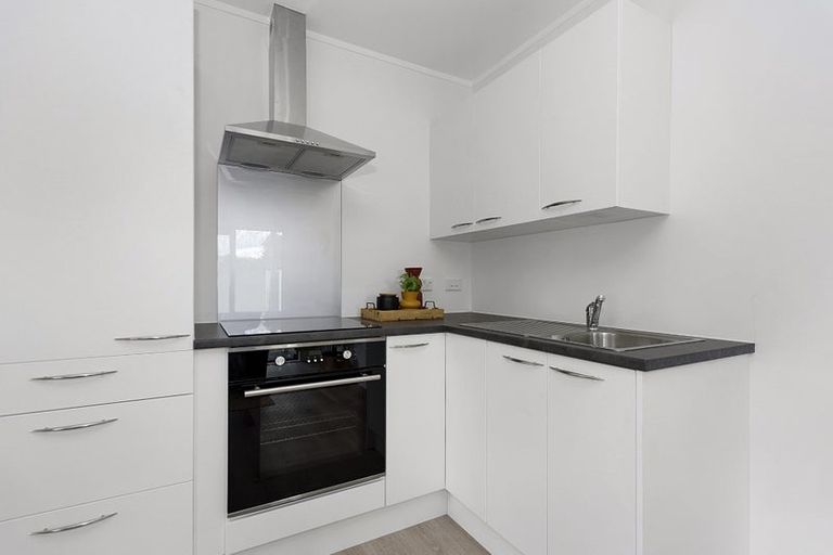 Photo of property in 94 Naylor Street, Hamilton East, Hamilton, 3216