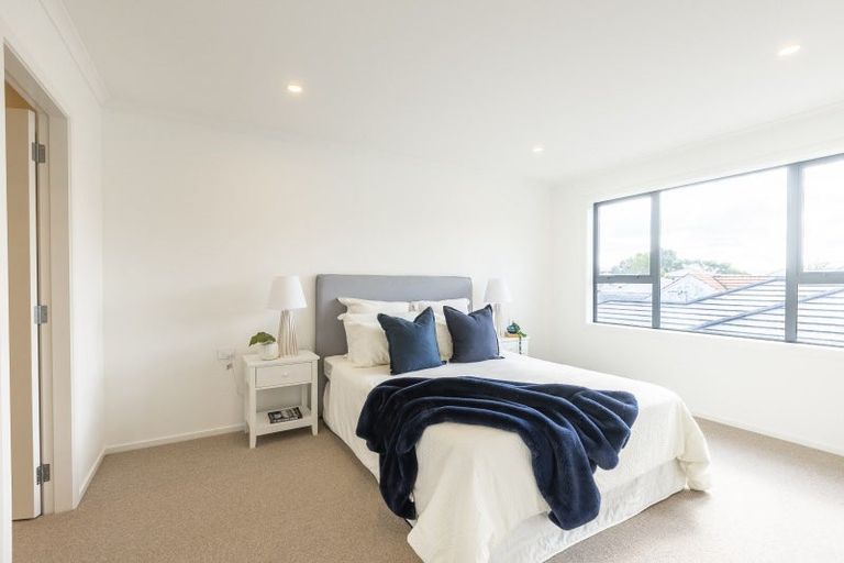 Photo of property in 11 Waiwhetu Road, Waiwhetu, Lower Hutt, 5010