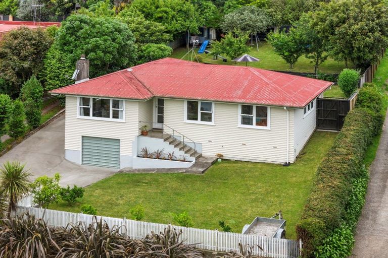 Photo of property in 35 Otumoetai Road, Judea, Tauranga, 3110