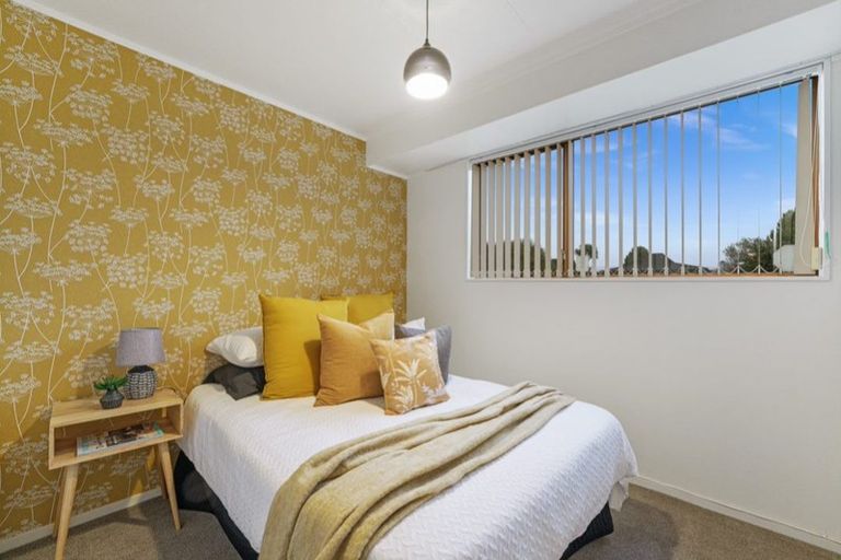 Photo of property in 3 Matipo Street, Levin, 5510