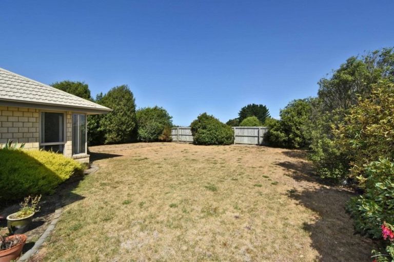 Photo of property in 29 Linkwater Way, Parklands, Christchurch, 8083