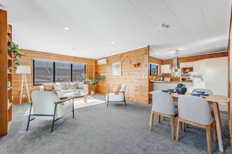 Photo of property in 1/258 Bucklands Beach Road, Bucklands Beach, Auckland, 2012