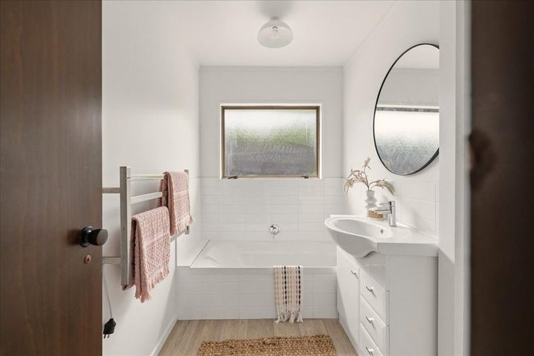 Photo of property in 11b Westwood Street, Bellevue, Tauranga, 3110