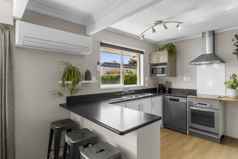 Photo of property in 9a Karaka Road, Otumoetai, Tauranga, 3110