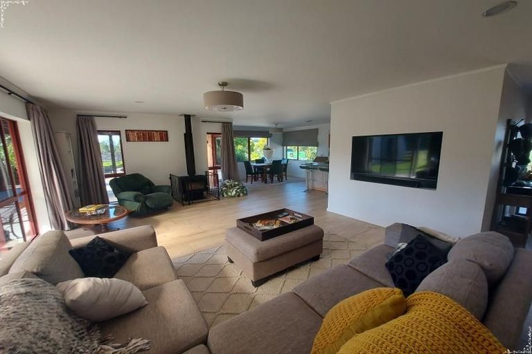 Photo of property in 26 Maungakaramea Road, Puwera, Whangarei, 0178