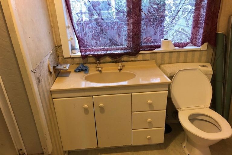 Photo of property in 1/30 Sturdee Road, Manurewa, Auckland, 2102