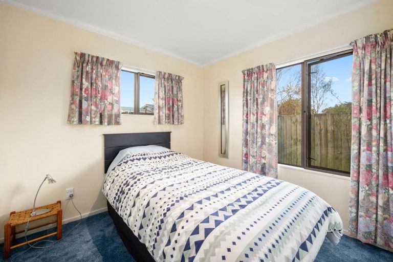 Photo of property in 4a La Trobe Place, Utuhina, Rotorua, 3015