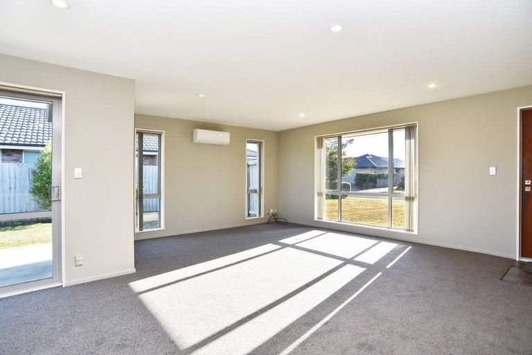 Photo of property in 9 Maple Place, Rangiora, 7400