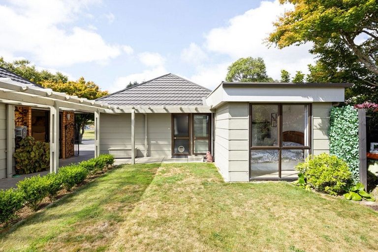 Photo of property in 3 Sheridan Crescent, Leamington, Cambridge, 3432