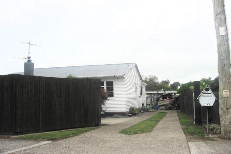 Photo of property in 18 Cameron Road, Te Puke, 3119