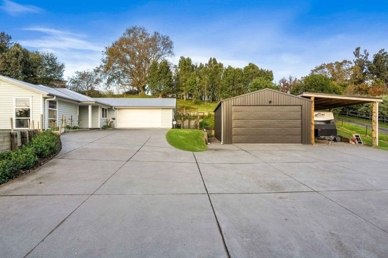 Photo of property in 14 Manuka Drive, Whangamata, 3691