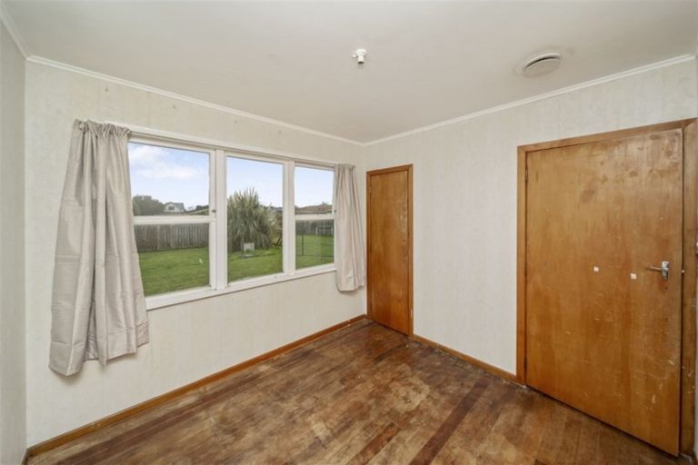 Photo of property in 5 Murray Avenue, Hawera, 4610