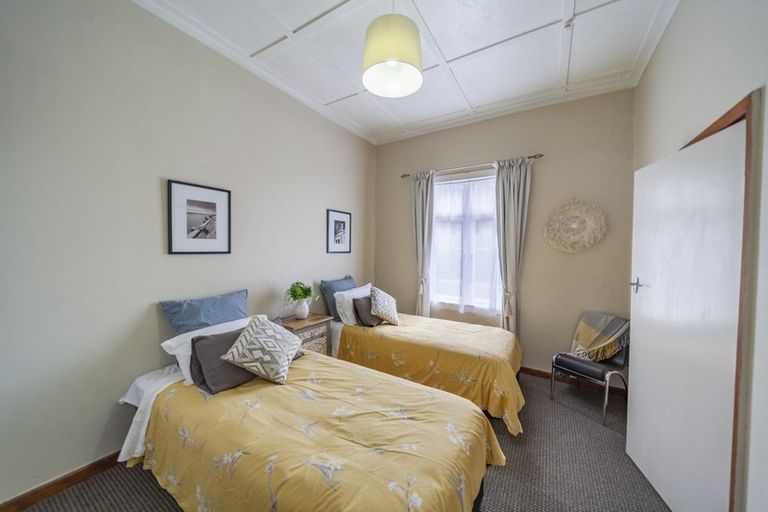 Photo of property in 8 Chaucer Road, Hospital Hill, Napier, 4110