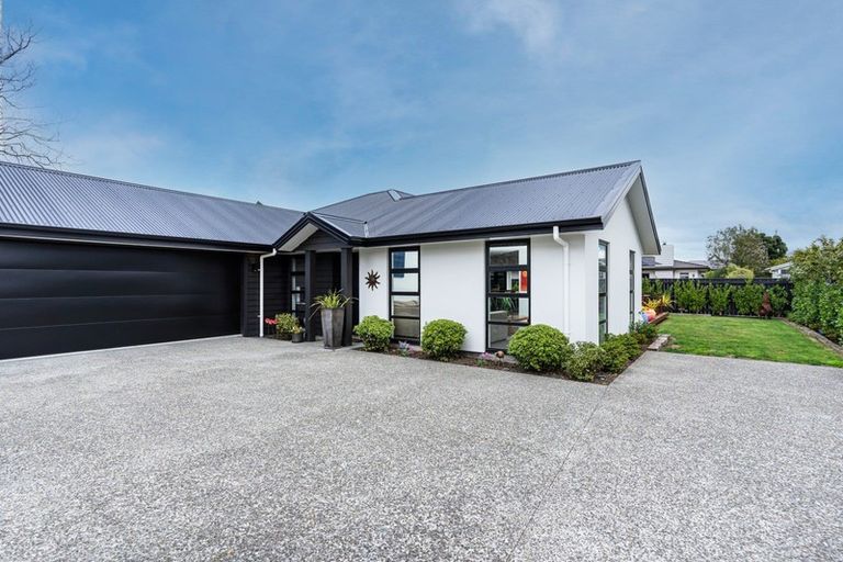 Photo of property in 324a College Street, West End, Palmerston North, 4410