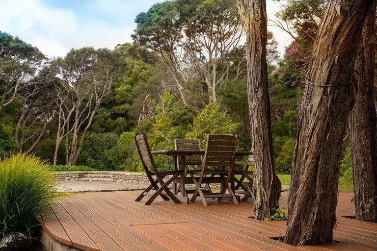 Photo of property in 27 Jacks Bush Road, Waikanae, 5391