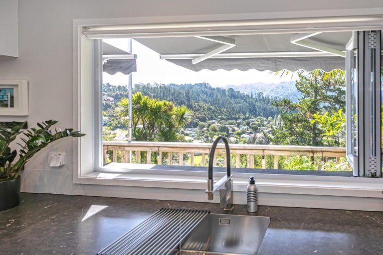 Photo of property in 5 Hillside Lane, Tairua, 3508