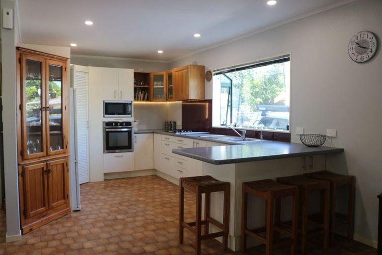 Photo of property in 11 Ohiwa Parade, Ohope, 3121