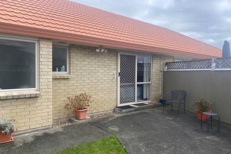 Photo of property in 5/212 Grove Road, Mayfair, Hastings, 4122