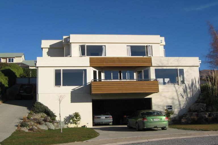 Photo of property in 11 Scaife Place, Wanaka, 9305