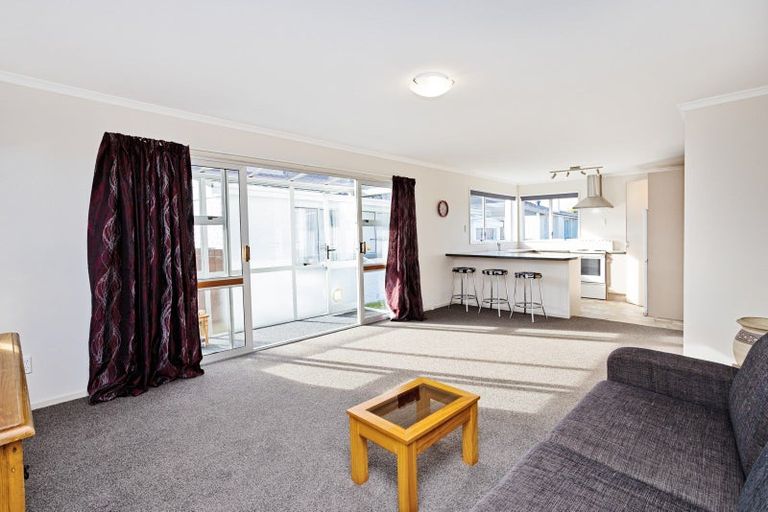 Photo of property in 2/308 Yarrow Street, Richmond, Invercargill, 9810