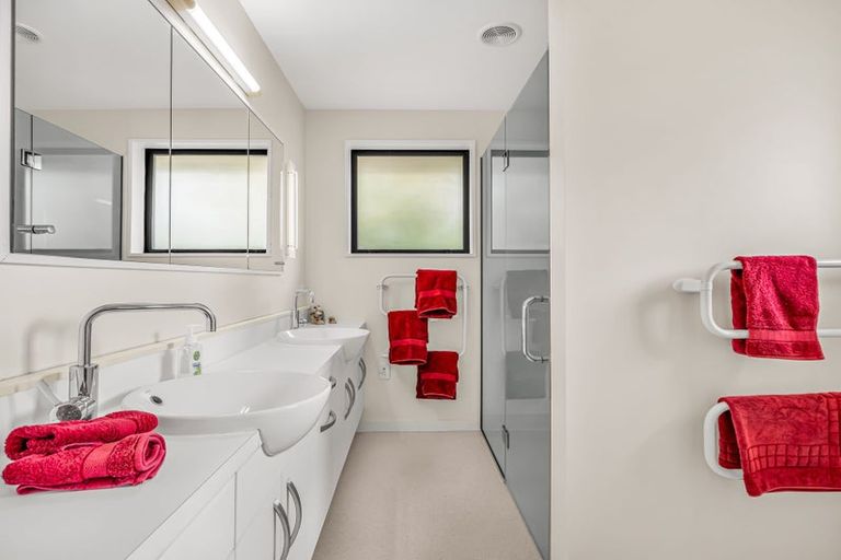 Photo of property in 42 Grierson Avenue, Amberley, 7481