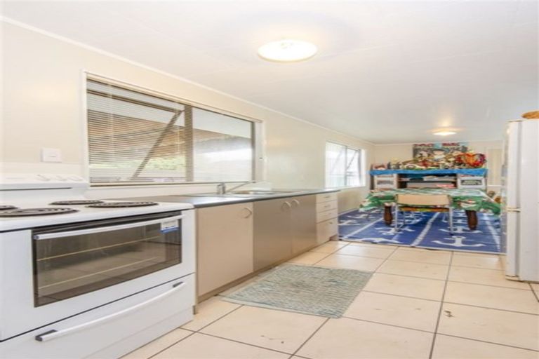Photo of property in 184a Rathgar Road, Henderson, Auckland, 0610