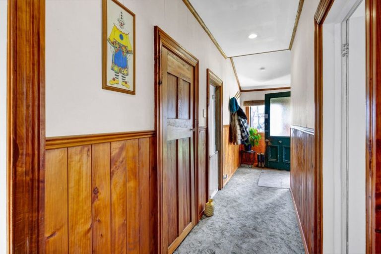 Photo of property in 1 Campbell Street, Hawera, 4610