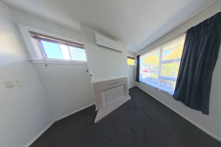 Photo of property in 10 Darvel Street, Riccarton, Christchurch, 8011