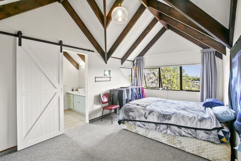 Photo of property in 288e Mangorei Road, Merrilands, New Plymouth, 4312