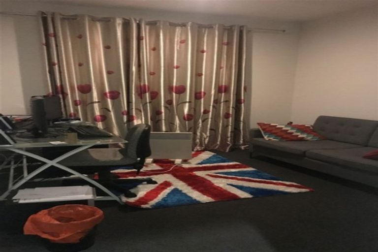 Photo of property in 6 Gallaghan Close, Wigram, Christchurch, 8042