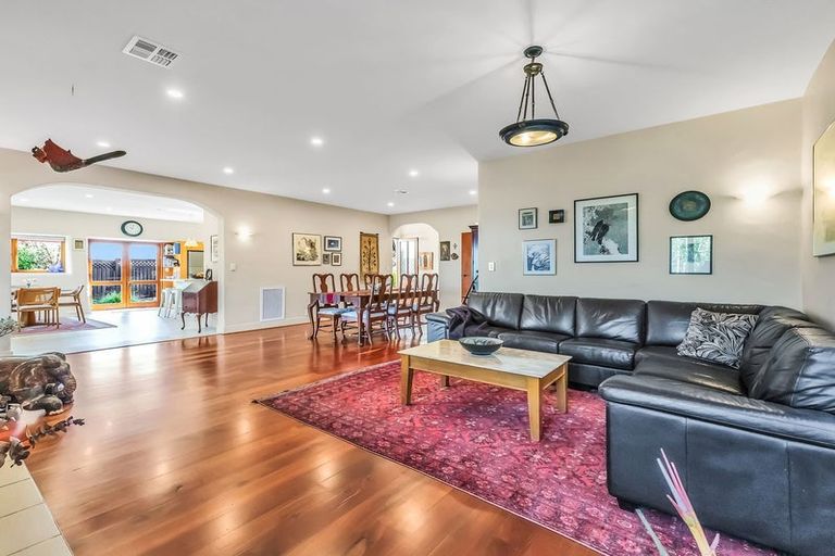 Photo of property in 262 Major Hornbrook Road, Mount Pleasant, Christchurch, 8081