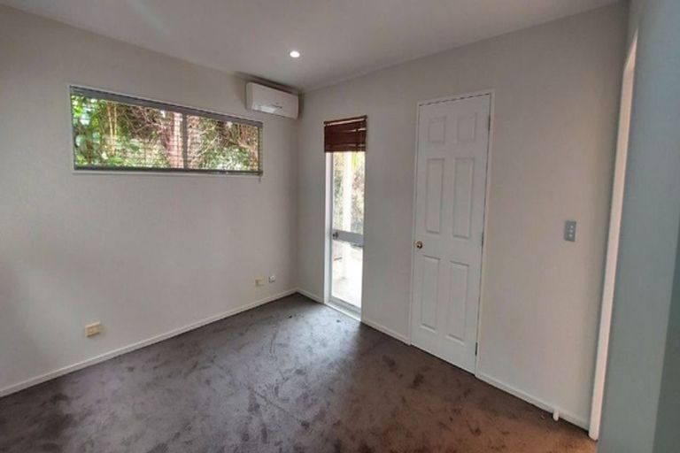 Photo of property in 825 Chapel Road, Shamrock Park, Auckland, 2016