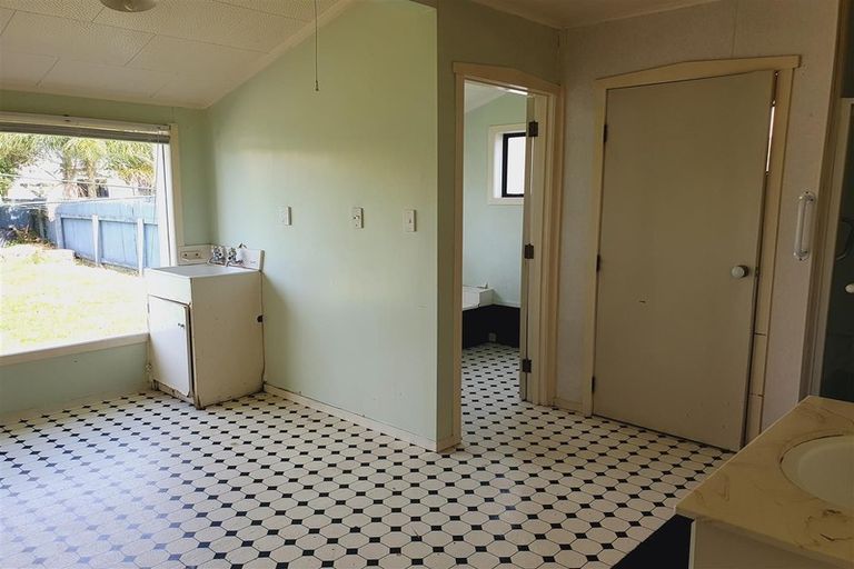 Photo of property in 16 Norman Road, Te Hapara, Gisborne, 4010