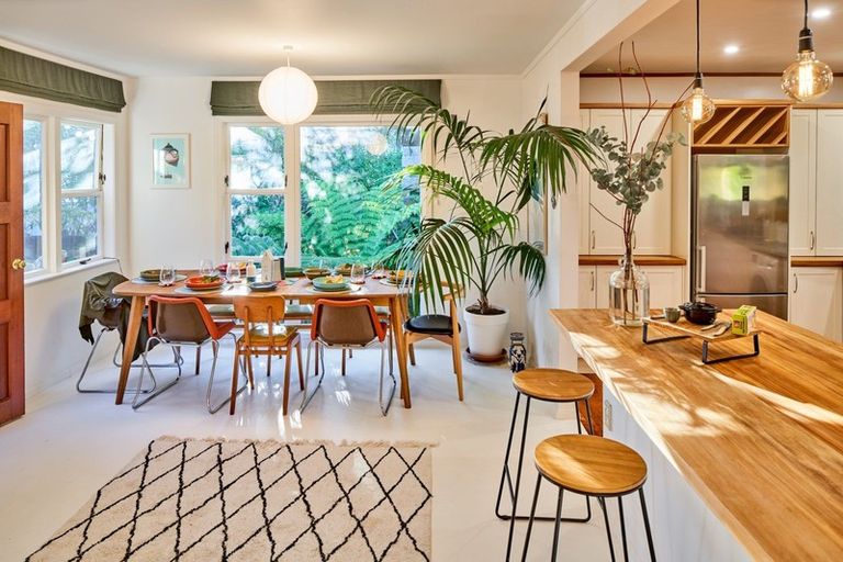 Photo of property in 33 Kairimu Street, Stokes Valley, Lower Hutt, 5019