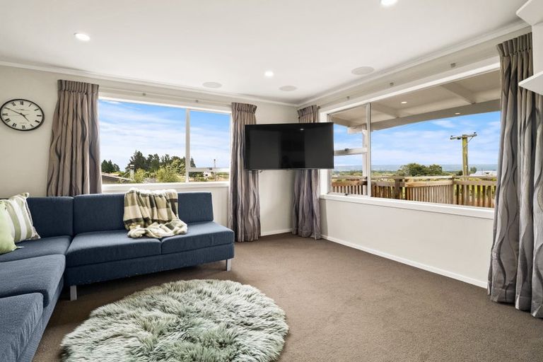 Photo of property in 28 Snowdon Street, Allanton, Mosgiel, 9092