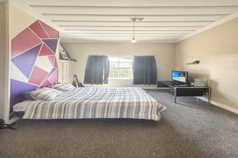 Photo of property in 45 Swinburn Street, Dannevirke, 4930