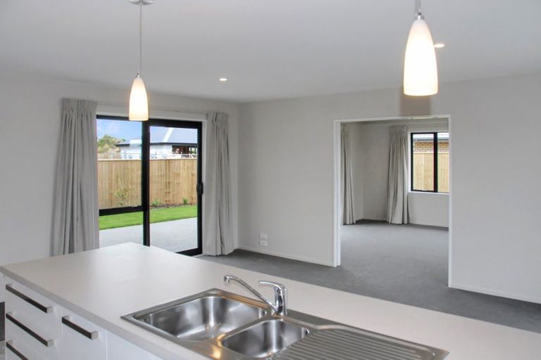 Photo of property in 57 Watkins Drive, Rangiora, 7400