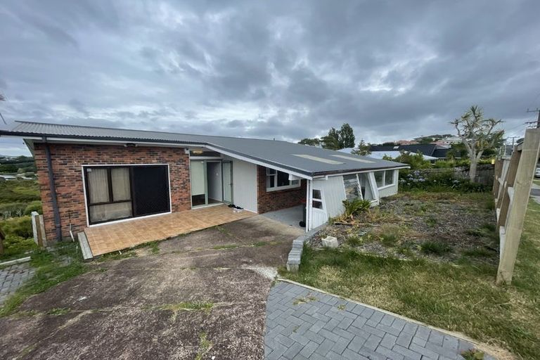 Photo of property in 89 Exmouth Road, Northcote, Auckland, 0627