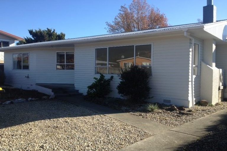 Photo of property in 33 Cautley Street, Richmond, 7020