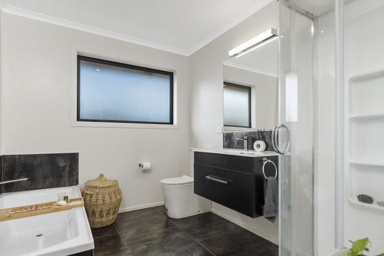 Photo of property in 6 Stingray Drive, Omokoroa, 3114